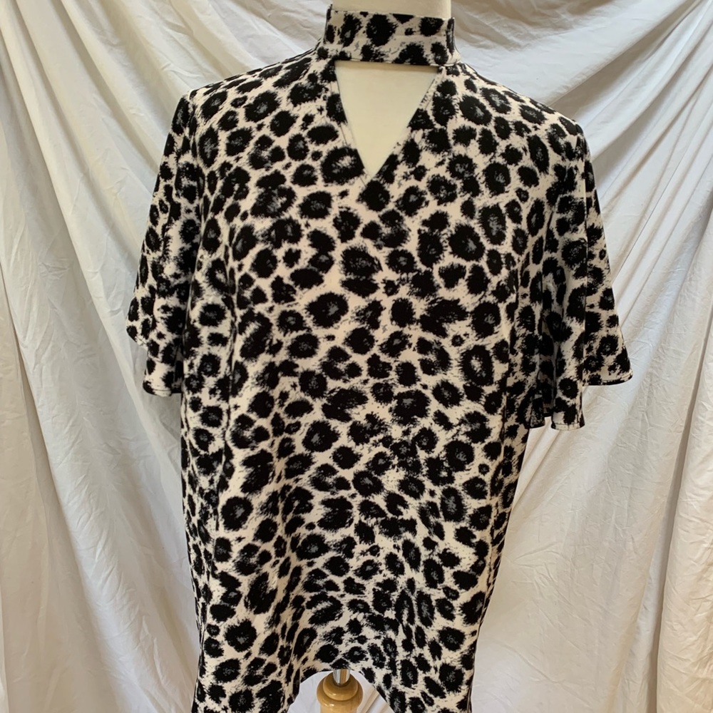 Lane Bryant animal print cut out top 20 / 1X plus size